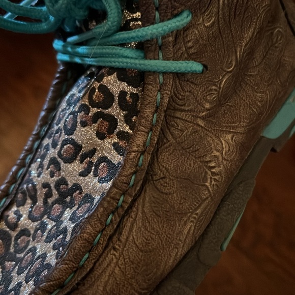 Twisted X Moccasin - size 1 - Picture 3 of 3